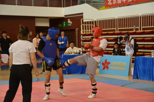 3.我校王怀(红方)参加60公斤级中国功夫对抗赛 3.我校王怀(红方)参加60公斤级中国功夫对抗赛