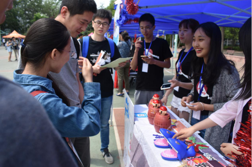 东方语言文化学院第六届文化节顺利展开723 东方语言文化学院第六届文化节顺利展开723