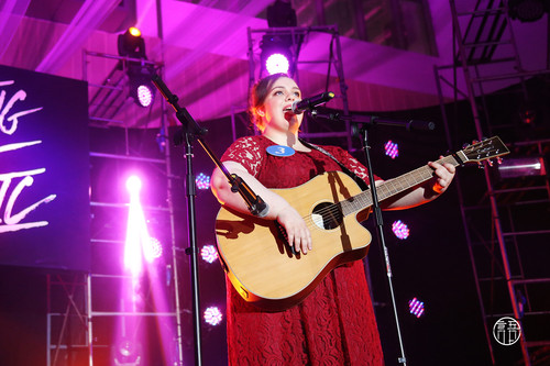 5 选手富莎莎演唱歌曲 5 选手富莎莎演唱歌曲