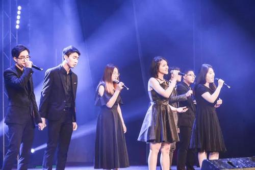 1演出中 1演出中