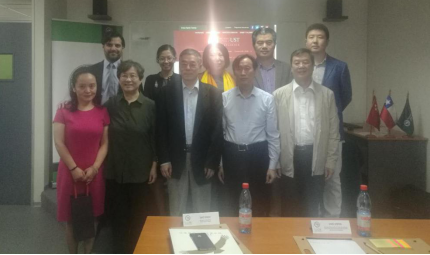 建造友好之桥 共筑中拉命运共同体——三国出访新闻(修改)740 建造友好之桥 共筑中拉命运共同体——三国出访新闻(修改)740