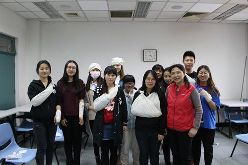 4 实践课同学合影 4 实践课同学合影
