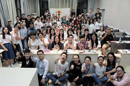 4 成员大合影 4 成员大合影