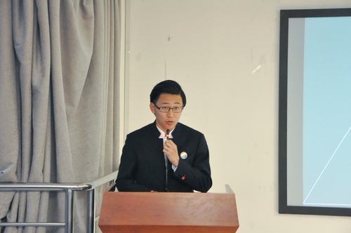 4 志愿者代表达巴希胡发言 4 志愿者代表达巴希胡发言