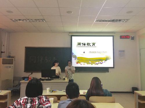 1 主持人宣布活动开始 1 主持人宣布活动开始