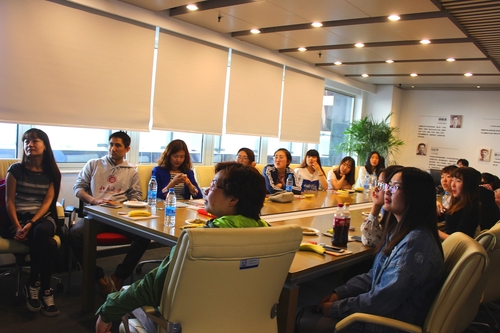 1活动现场,大家专心听讲 1活动现场,大家专心听讲