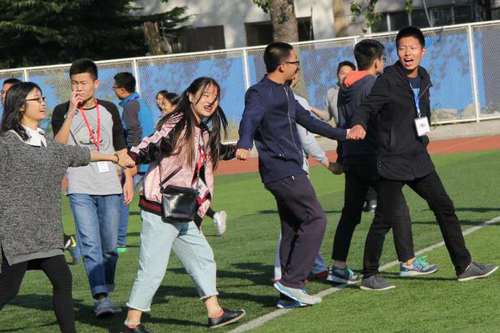 2 玩“捕鱼”游戏 2 玩“捕鱼”游戏