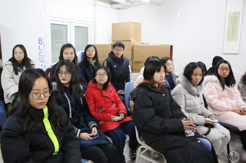 1部长团认真聆听会议 1部长团认真聆听会议