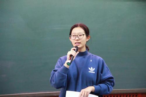 1项目负责人敖雨彤进行成果总结 1项目负责人敖雨彤进行成果总结