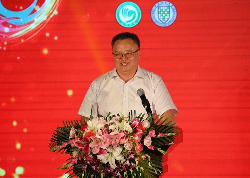 方铭教授致辞 (1) 方铭教授致辞 (1)