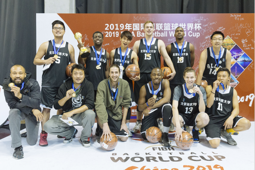 北语留学生篮球队勇夺“第三届北京外国人篮球赛”冠军758 北语留学生篮球队勇夺“第三届北京外国人篮球赛”冠军758