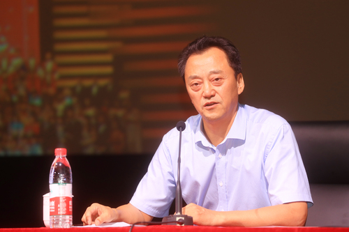 倪海东书记做开学第一讲 倪海东书记做开学第一讲