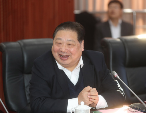 李宇明主任介绍“冬奥语言服务系列项目”整体情况 李宇明主任介绍“冬奥语言服务系列项目”整体情况