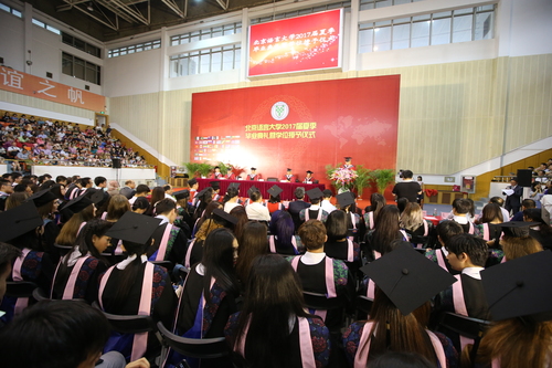 7349684.jpg 7349684.jpg