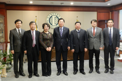 访问韩国外国语大学-001 访问韩国外国语大学-001