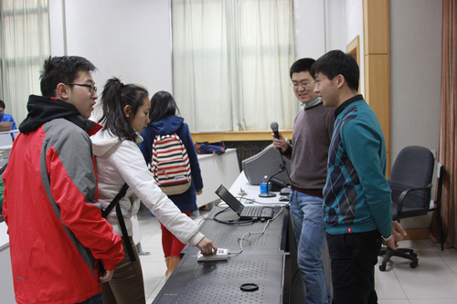 1-同学们有序打卡 1-同学们有序打卡