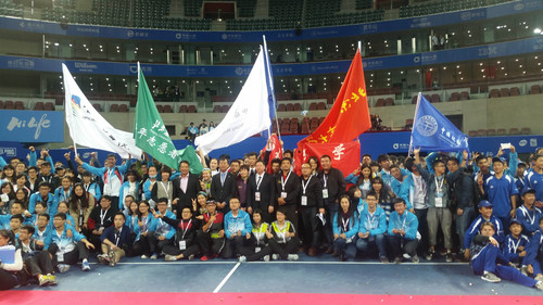 4各高校志愿者大合影 4各高校志愿者大合影