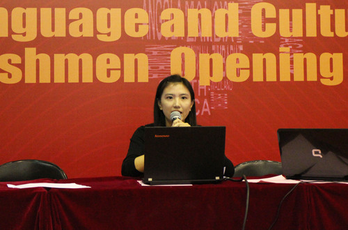 红十字会进行宣传展示  红十字会进行宣传展示