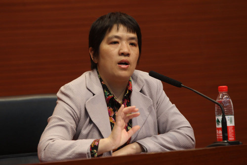 刘伟副书记作报告 刘伟副书记作报告