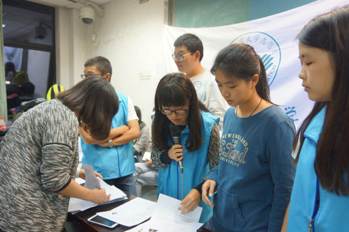 3志愿服务总队工作人员整理报名表 3志愿服务总队工作人员整理报名表