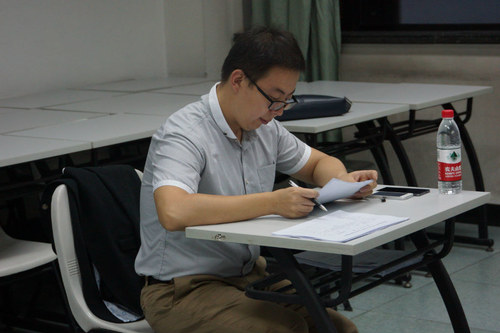 5校团委杨天乔老师担任面试官 5校团委杨天乔老师担任面试官