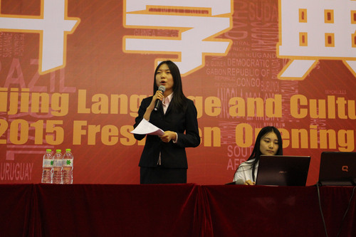 志愿服务总队进行宣传展示 志愿服务总队进行宣传展示