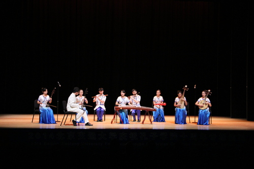 图9-中国经典民乐《赛马》 图9-中国经典民乐《赛马》