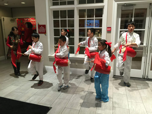 图片5. 腰鼓表演 图片5. 腰鼓表演