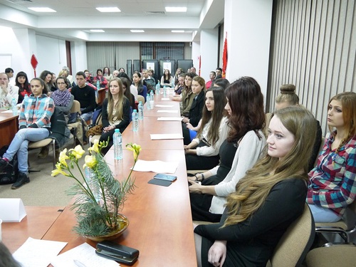 锡比乌孔子学院举办“圣人之思——孔子论坛”主题文化活动 锡比乌孔子学院举办“圣人之思——孔子论坛”主题文化活动