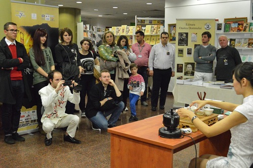 观看茶艺表演 观看茶艺表演