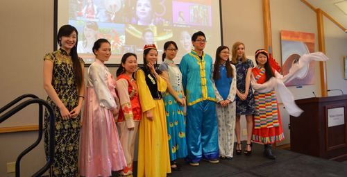 图片5 “最炫民族风”民族服饰秀 图片5 “最炫民族风”民族服饰秀