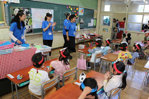 日本小学中国文化课课堂掠影 (4) 日本小学中国文化课课堂掠影 (4)