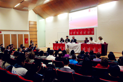 图1 开幕式现场 图1 开幕式现场