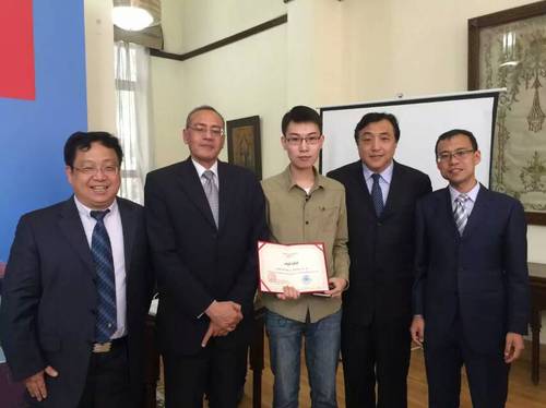范淞旸同学获“我眼中的埃及”微视频大赛一等奖 范淞旸同学获“我眼中的埃及”微视频大赛一等奖