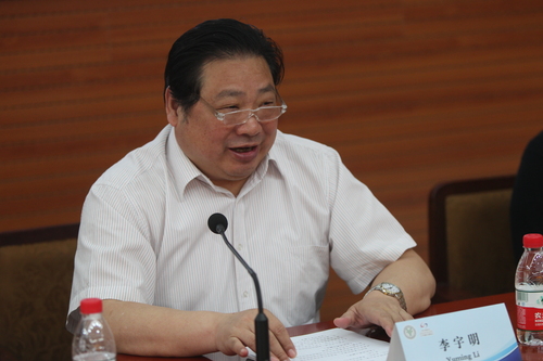 1、李宇明书记在开班典礼上致辞 1、李宇明书记在开班典礼上致辞