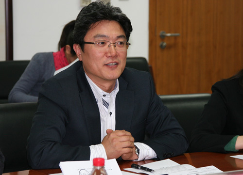 校长助理张宝钧教授讲话 校长助理张宝钧教授讲话