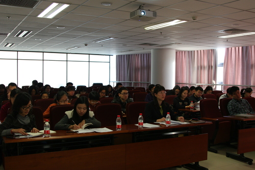 全校通讯员参加会议 全校通讯员参加会议