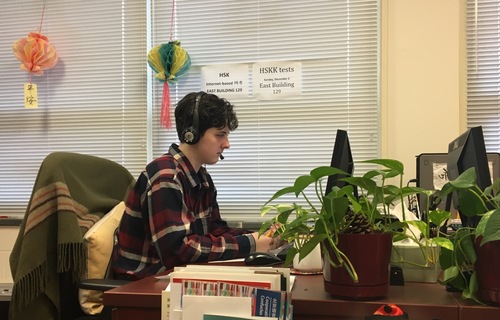 考生参加HSK网考 (2) 考生参加HSK网考 (2)