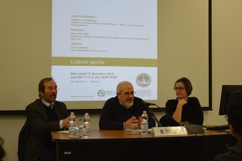 图四:莫里斯教授介绍“一带一路”倡议 图四:莫里斯教授介绍“一带一路”倡议