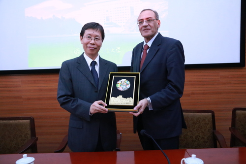 赠送友谊之心 赠送友谊之心