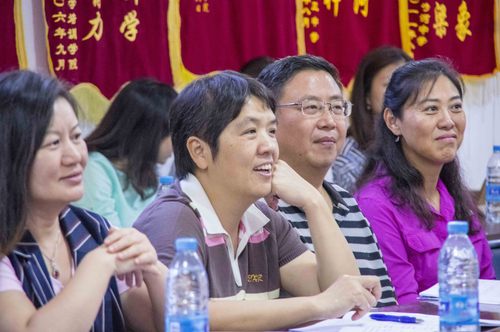 刘伟副书记听取汇报 刘伟副书记听取汇报