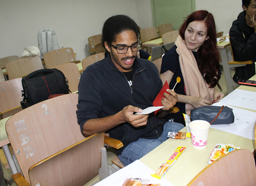 4 参与游戏的会员 4 参与游戏的会员