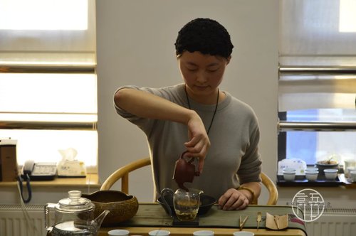 2盖乐演示中国传统茶艺 2盖乐演示中国传统茶艺