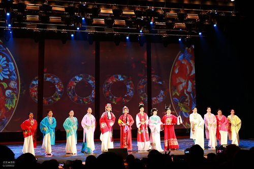 7 戏曲《梨园霓裳》 7 戏曲《梨园霓裳》