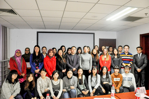 5 参会人员合照 5 参会人员合照