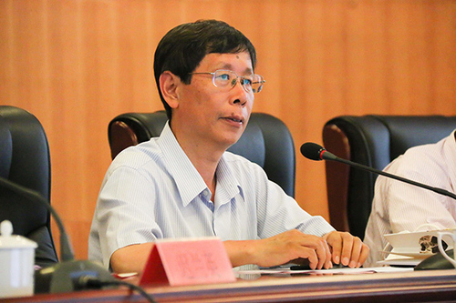 崔希亮校长在武夷学院座谈会上讲话 崔希亮校长在武夷学院座谈会上讲话