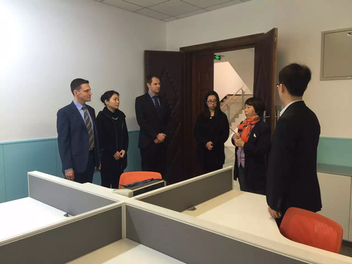 20151029国际著名语言技术公司SDL代表团到访外国语学部高级翻译学院621 20151029国际著名语言技术公司SDL代表团到访外国语学部高级翻译学院621