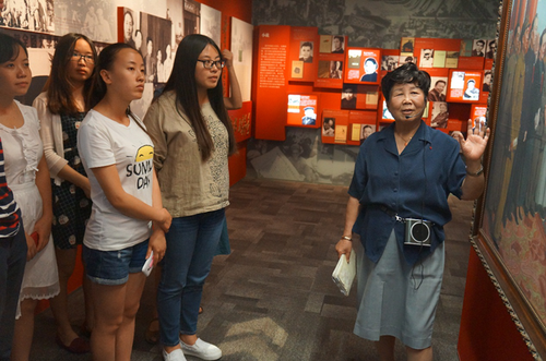 人文社会科学学部组织学生参观中国现代文学馆642 人文社会科学学部组织学生参观中国现代文学馆642