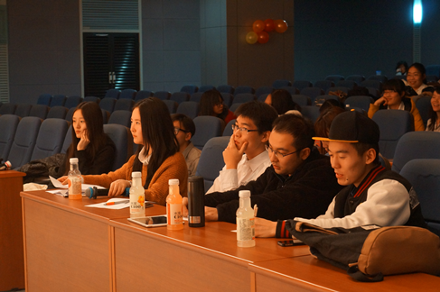 2015年人文社会科学学部新年晚会海选顺利举行731 2015年人文社会科学学部新年晚会海选顺利举行731
