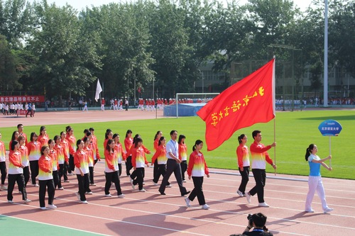 0 校办主任黄益方老师带队参加入场式 0 校办主任黄益方老师带队参加入场式